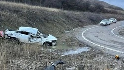 Между Минводами и Кисловодском в ДТП погиб водитель иномарки