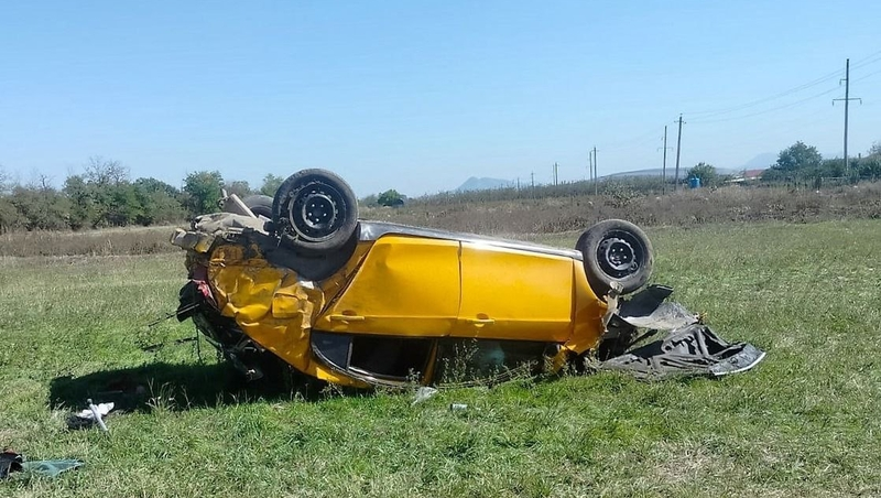 Бесправник перевернулся на иномарке в Предгорном округе