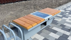 Умные скамейки установили в сквере Железноводска 