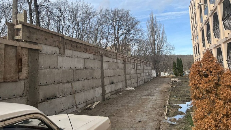 Программу по ремонту аварийных подпорных стен разработают в Железноводске