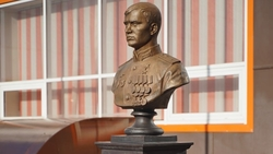 Памятник Герою России Ивану Каширину, погибшему на СВО, открыли в Ессентуках