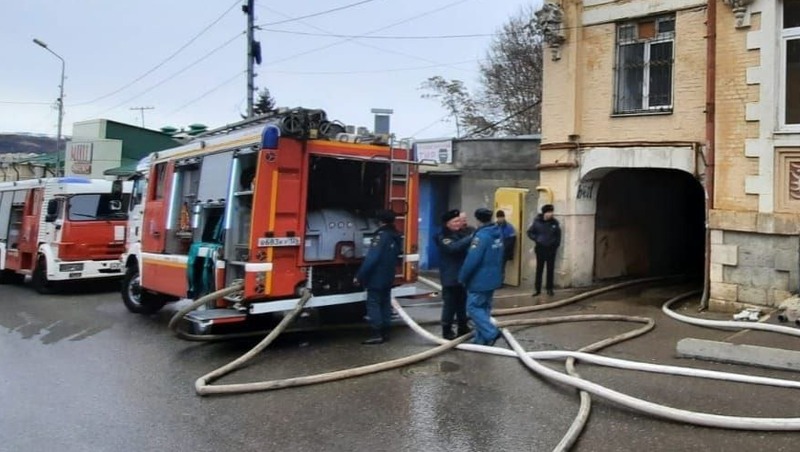 В Пятигорске локализовали пожар в трёхэтажном доме