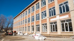 Всё по-новому: масштабный ремонт стартовал в школе села Красного — фоторепортаж