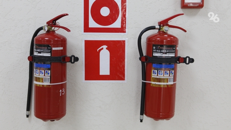 Пожарные потушили огонь, охвативший квартиру в многоэтажке в Ставрополе