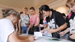Беженцам из Донбасса помогают оперативно оформлять необходимые документы в Ставрополе 