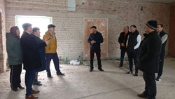 Партийцы проконтролировали капремонт школ в селе и ауле на Ставрополье