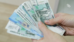 Россиянам рассказали, как рост МРОТ повлияет на соцвыплаты