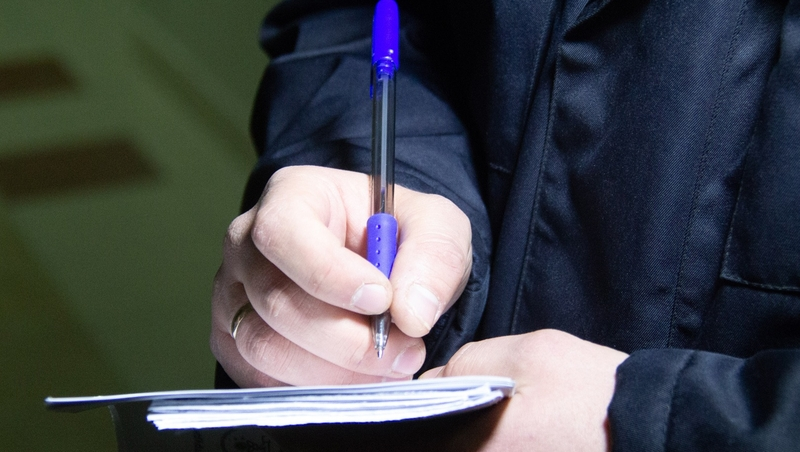 Жителя Махачкалы подозревают в истязании своих несовершеннолетних детей