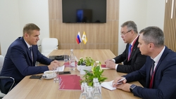 Вопросы строительства нового ветропарка обсудил губернатор Ставрополья на ПМЭФ-2023