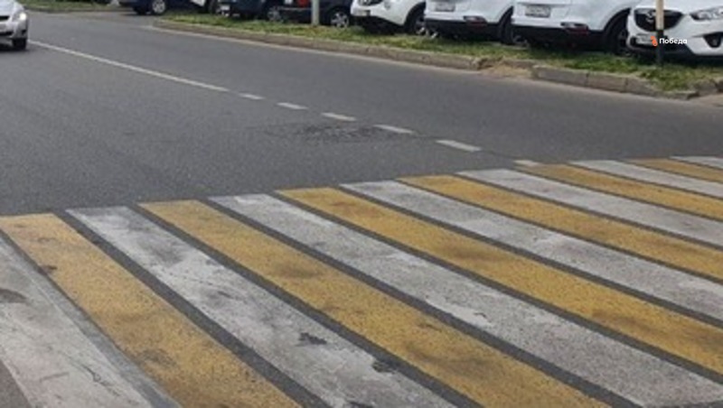 Житель Ставрополя попал под колёса автомобиля на пешеходном переходе 