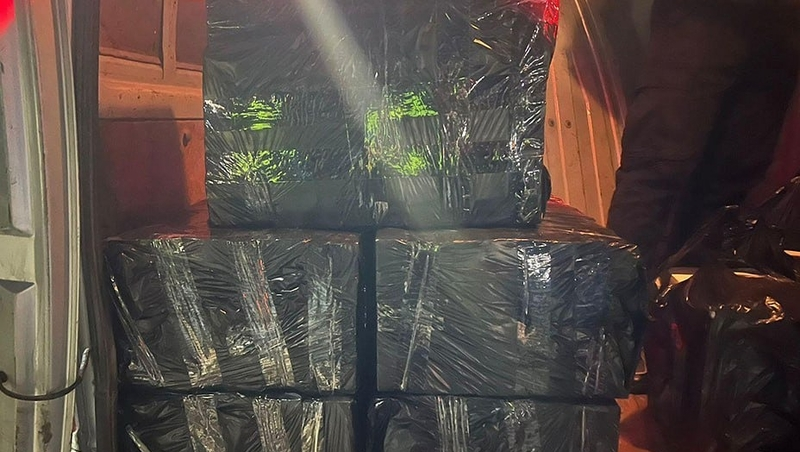 Ранее судимый житель Нальчика пытался незаконно перевезти табак и алкоголь