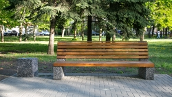 В Изобильненском округе благоустраивают площадь и сквер