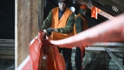 Кровлю трёх многоквартирных домов отремонтировали на Ставрополье 