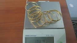 В аэропорту Ставрополя задержали женщину с украшениями на 2 млн рублей