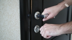 Многодетный отец из села Гражданского получил субсидию на покупку жилья 