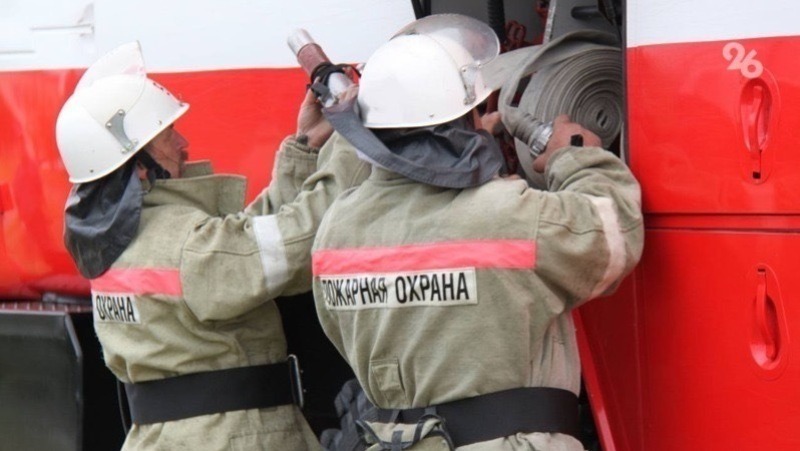 Пожар на летней кухне потушили в Труновском округе