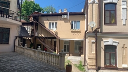 Фасад старинного дома отремонтировали в Кисловодске 