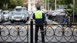 Возле горадминистрации Ессентуков лихач выехал на тротуар 