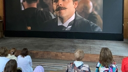 Сезон летних кинопоказов под открытым небом стартовал в Кисловодске