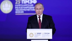 Владимир Путин: Успех приходит, когда связываешь своё будущее с Родиной