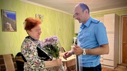 Прокуратура помогла жительнице села Донского получить трость