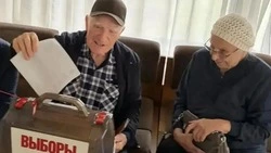 94-летний экс-депутат Госдумы РФ проголосовал на выборах в Ессентуках