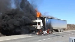 Грузовик сгорел на трассе Минводы — Кисловодск