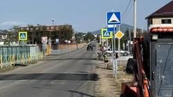 Более 50 дорожных знаков установят возле новой школы в Ессентуках