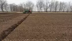 На Ставрополье засеяли более 30% от запланированных площадей сахарной свёклы