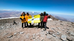 Команда ставропольцев забралась на самую высокую гору в Америке