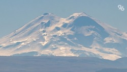 Трое сноубордистов вызвали сход лавины на Эльбрусе 
