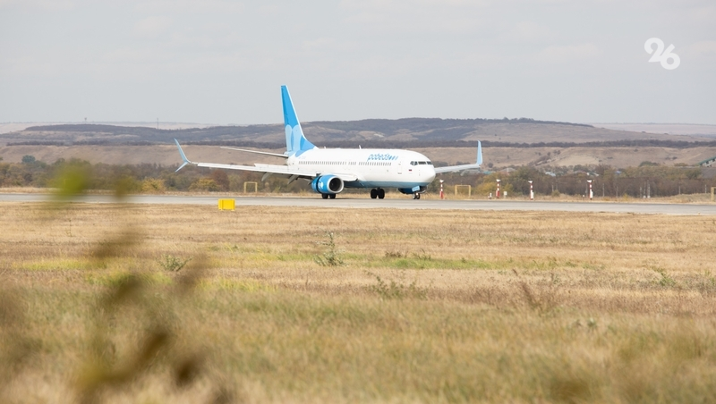 Меликов назвал беспорядки в аэропорту Махачкалы попыткой дестабилизации ситуации