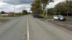 Водители двух легковушек попали в больницу после ДТП в Светлограде
