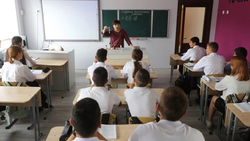 Соцфонд назначил досрочные пенсии 26 учителям на Ставрополье в 2025 году