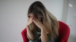 С человеком при панической атаке надо разговаривать уверенно – психолог 