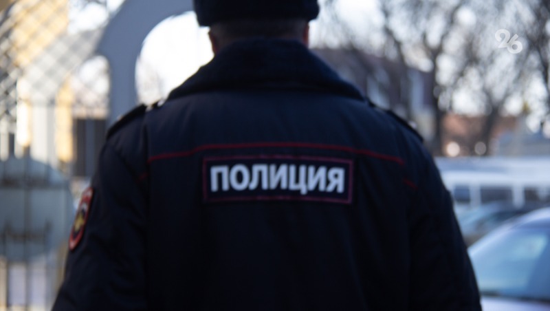 Стали известны данные парней, которые разгромили четыре подъезда в поисках закладки в Ставрополе