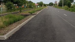 Дорогу к сельской школе отремонтировали в Кочубеевском округе