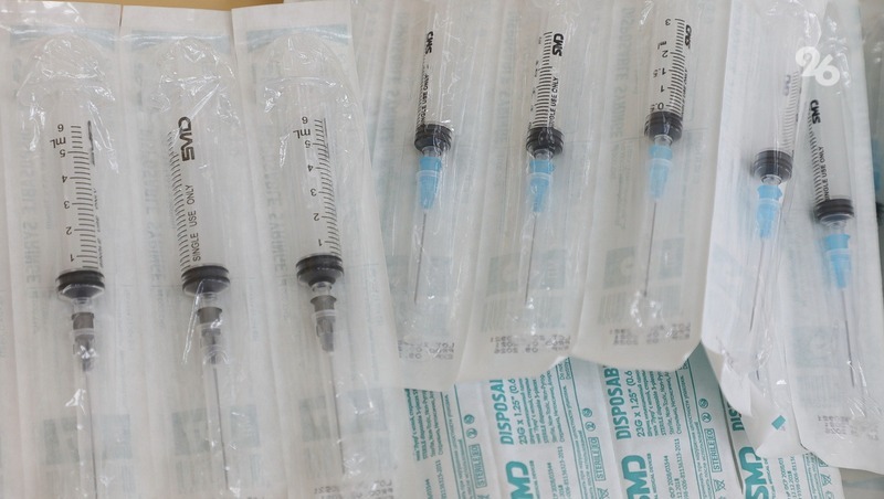 Почти две тысячи ставропольцев получили прививки от коронавируса за сутки