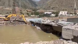 Расчистка дорог от остатков селевых масс продолжается в Кабардино-Балкарии 