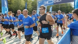 «Внимание! Марш!»: в Ставрополе сотни поклонников лёгкой атлетики совершили «ЗОбег» на 5 и 10 км