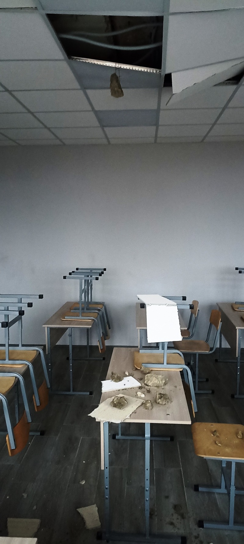 Минобр прокомментировал обрушение потолка в ставропольской школе