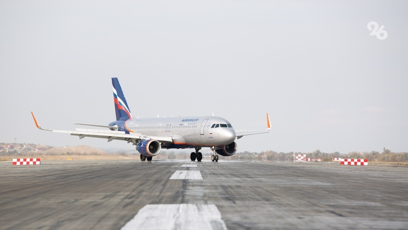 Мужчине после глазной операции стало плохо в самолёте Москва — Минводы