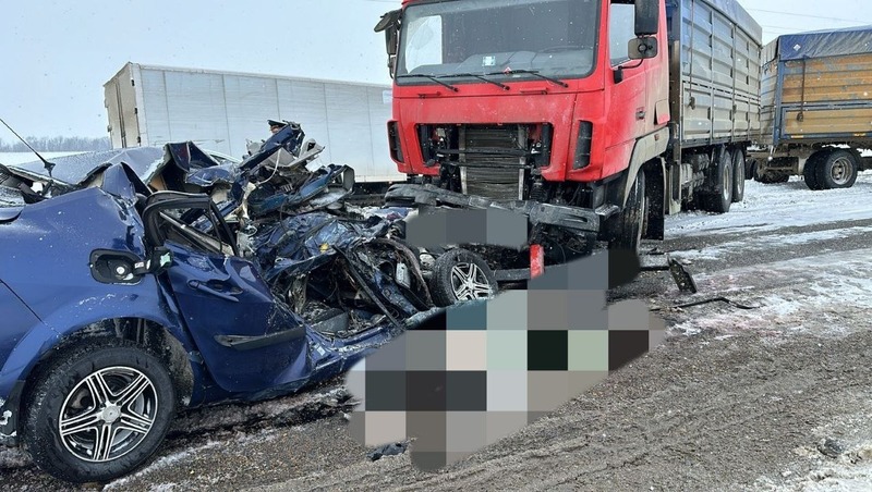 Пассажир иномарки погиб в ДТП в Грачёвском округе 