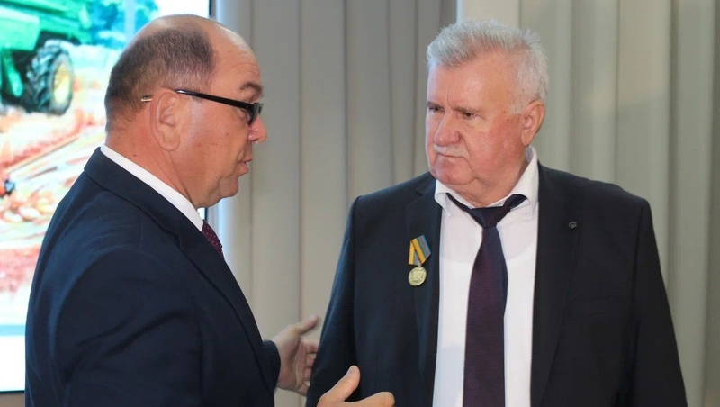 Председателя одного из сельских кооперативов Ставрополья наградили за помощь СВО