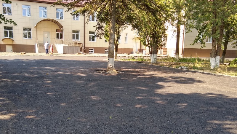 Парковую зону благоустроили в селе Петровского округа по губернаторской программе 