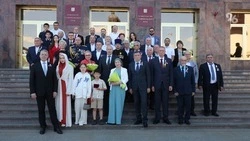 В преддверии Дня России на Ставрополье наградили заслуженных работников региона 