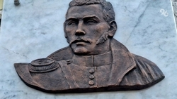 На табличке в честь визита Льва Толстого в Железноводск выбили неверную дату