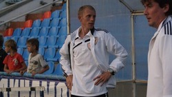 Новый тренер ФК «Алания» из Ставрополя Олег Василенко познакомился с командой 