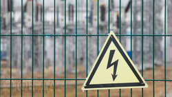 В Ипатовском округе восстаналивают электроснабжение после удара стихии