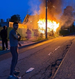 Дагестанец спас семью из горящего дома в Петергофе